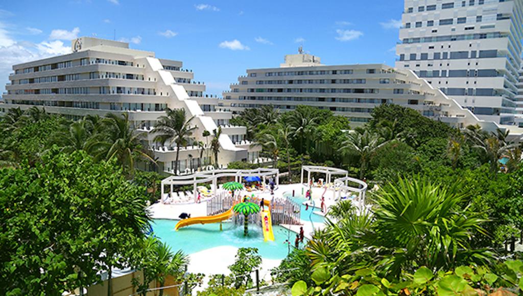 Ocean Front Condo En Zona Hotelera