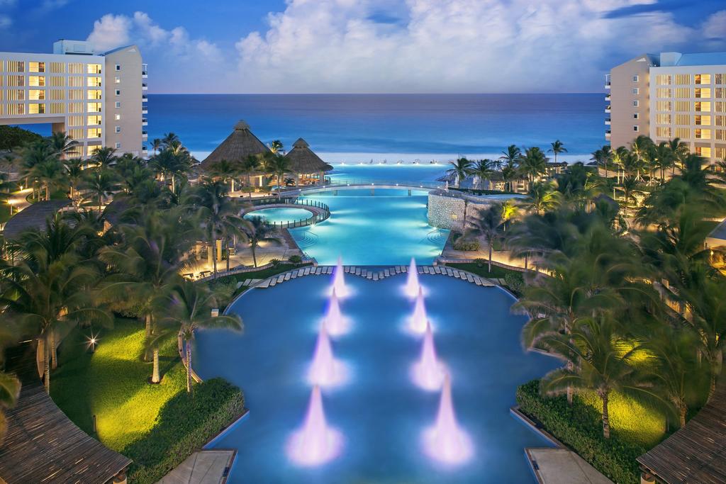 The Westin Lagunamar Ocean Resort Villas & Spa Cancun